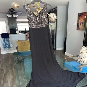 X by Xscape black lace top plunging formal gown - Size 2